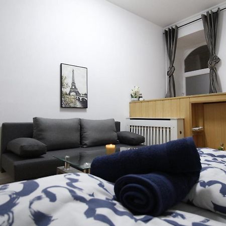 Comfort Triple Room Th ウィーン エクステリア 写真
